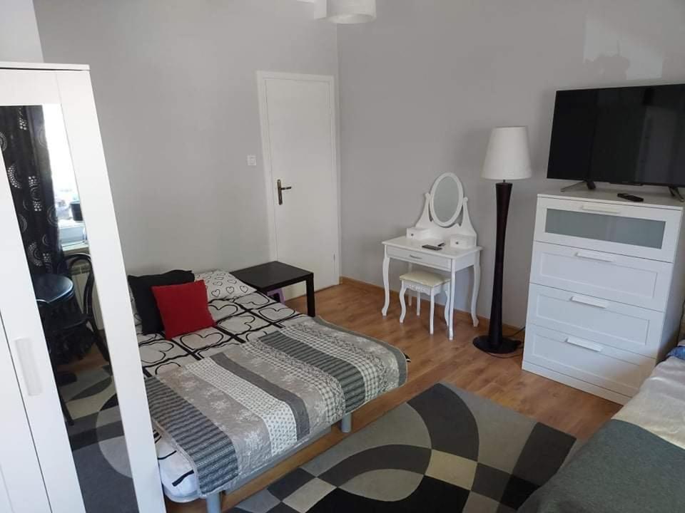 Aleja Apartment Gdansk Exterior photo